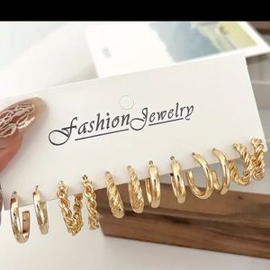 🩷5/$15🩷 Fashion Jewelry lot of 6 pairs of earrings